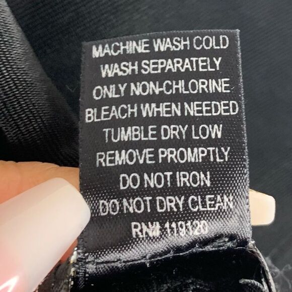 Womens Black Tank Top Size 1X Liquid Knit Mde in Heaven - Picture 9 of 9